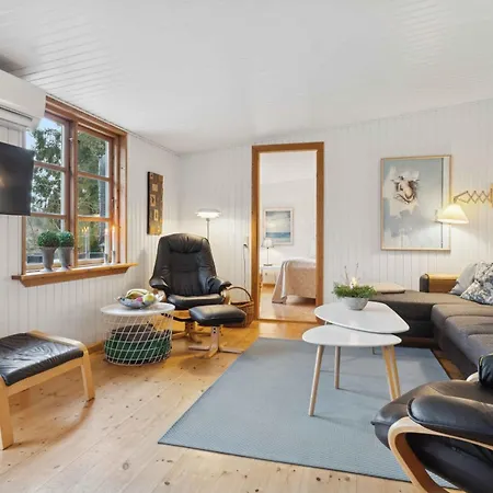 Feriehus Cozy Near Swimming Borup (Koge)